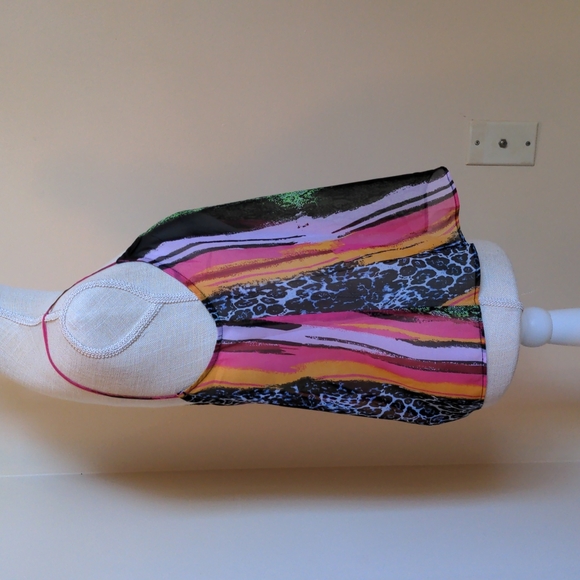 Colorful animal print sheer blouse - Picture 3 of 7